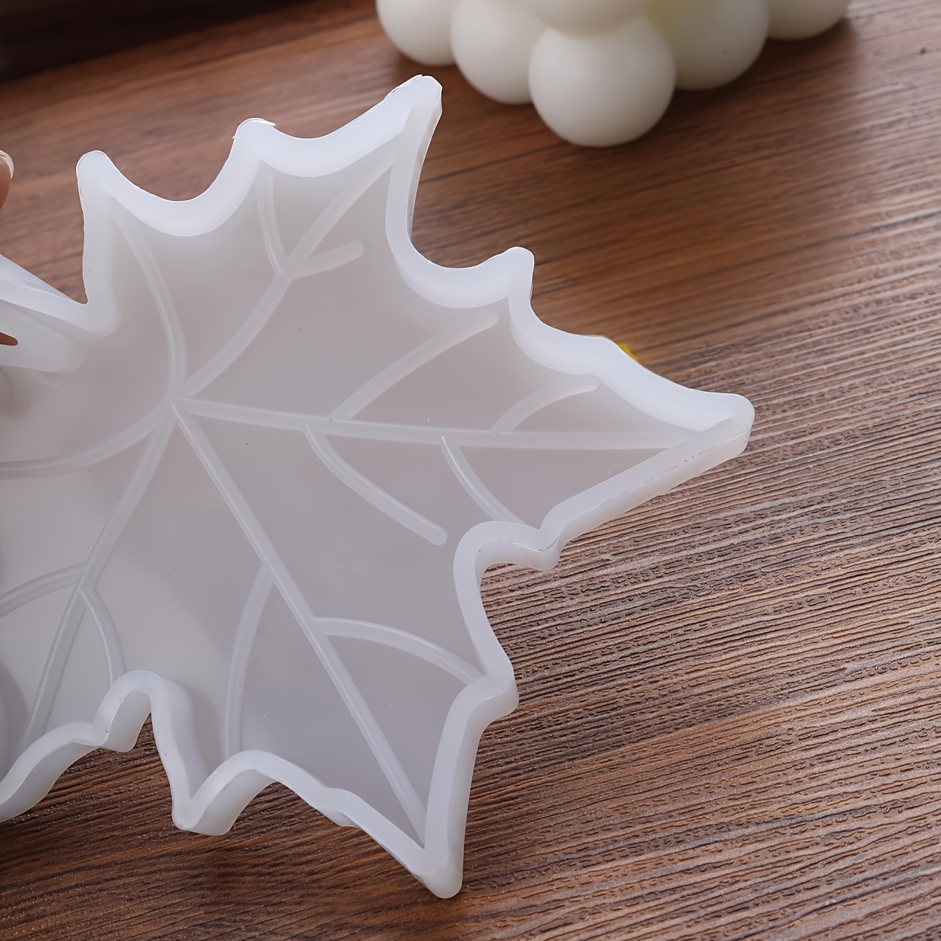 1PC Maple Leaf shaped Silicone - Soap Making Silicone Molds 评论和价格